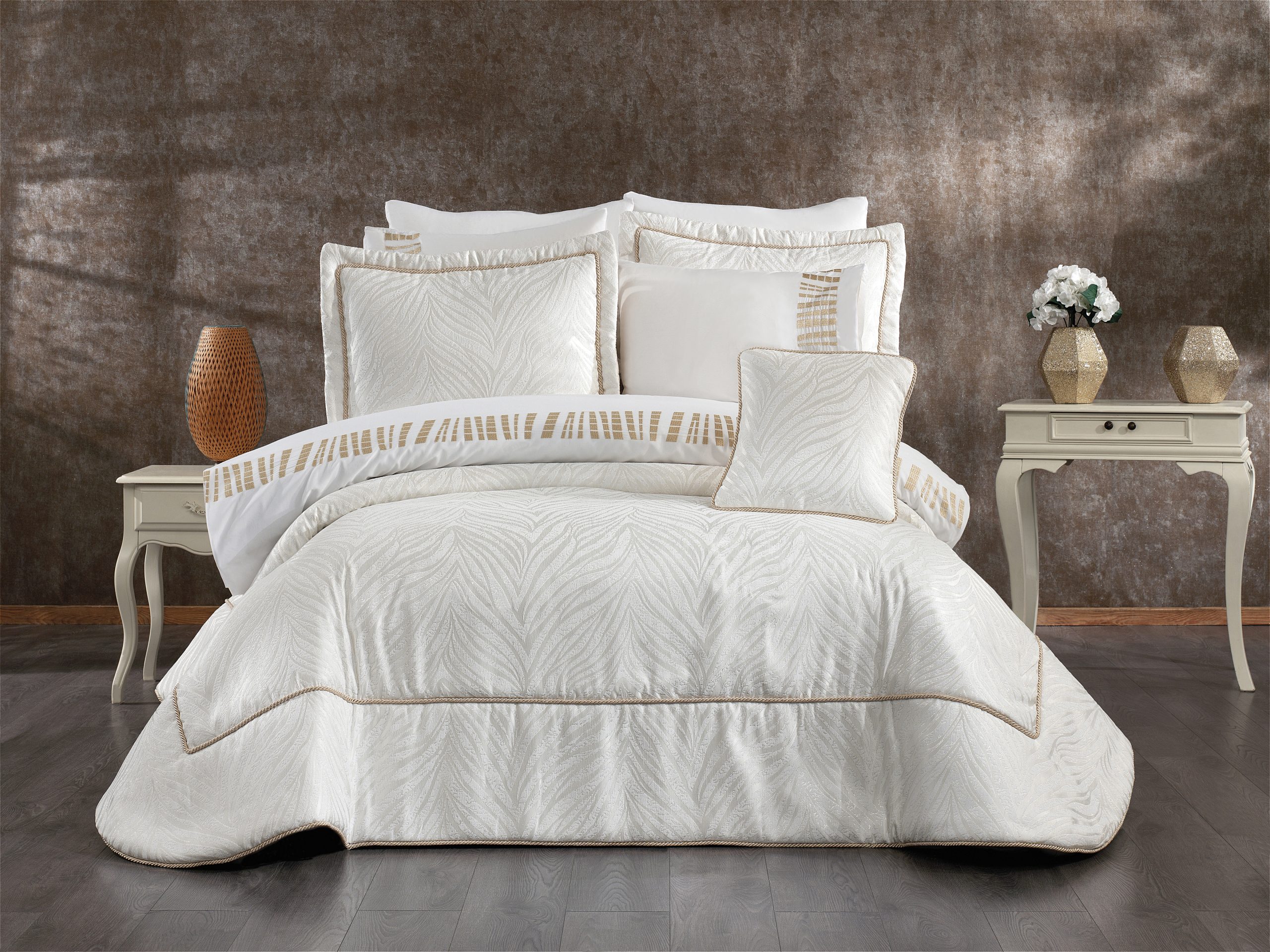 1.Charlotte Krem Çeyiz Seti Orjinal Çekim